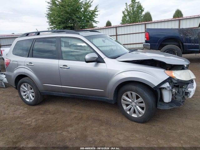 46083829 :رقم المزاد ، JF2SHADC4BH758263 vin ، 2011 Subaru Forester 2.5x Premium مزاد بيع