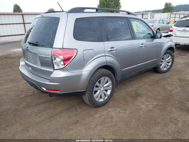 46083829 :رقم المزاد ، JF2SHADC4BH758263 vin ، 2011 Subaru Forester 2.5x Premium مزاد بيع