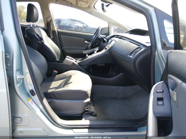 2014 Toyota Prius Five მანქანა იყიდება აუქციონზე, vin: JTDKN3DU9E1818191, აუქციონის ნომერი: 46083906
