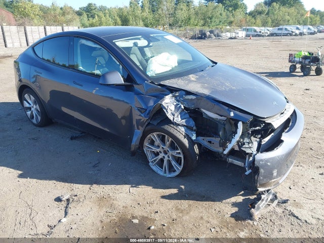 Продажа на аукционе авто 2023 Tesla Model Y Awd/long Range Dual Motor All-wheel Drive, vin: 7SAYGDEE2PA075708, номер лота: 46083917