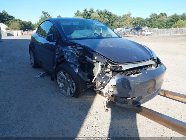 2023 Tesla Model Y Awd/long Range Dual Motor All-wheel Drive მანქანა იყიდება აუქციონზე, vin: 7SAYGDEE2PA075708, აუქციონის ნომერი: 46083917