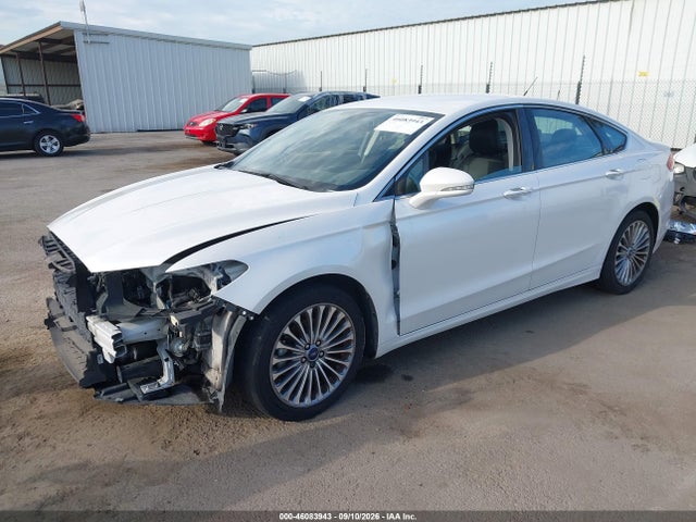 Ford Fusion Titanium 2016 3FA6P0K98GR220133 Image 2
