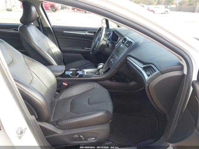 Ford Fusion Titanium 2016 3FA6P0K98GR220133 Image 5