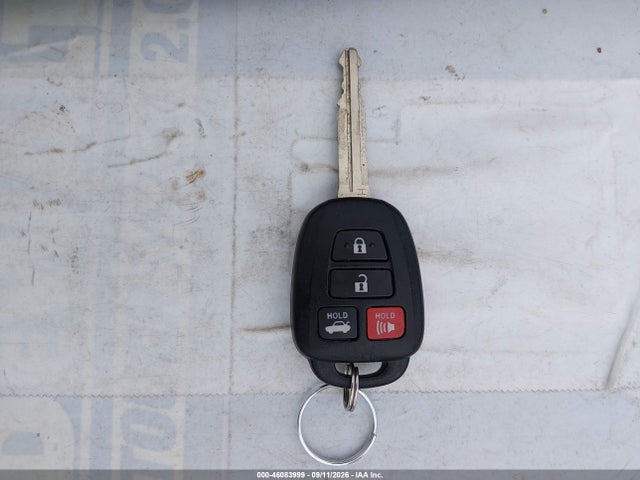 4T4BF1FK5FR488032 Toyota CAMRY LE