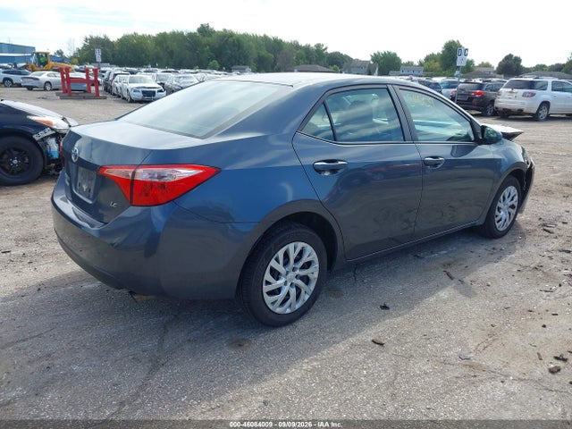 46084009 :رقم المزاد ، 5YFBURHE4JP841585 vin ، 2018 Toyota Corolla Le مزاد بيع