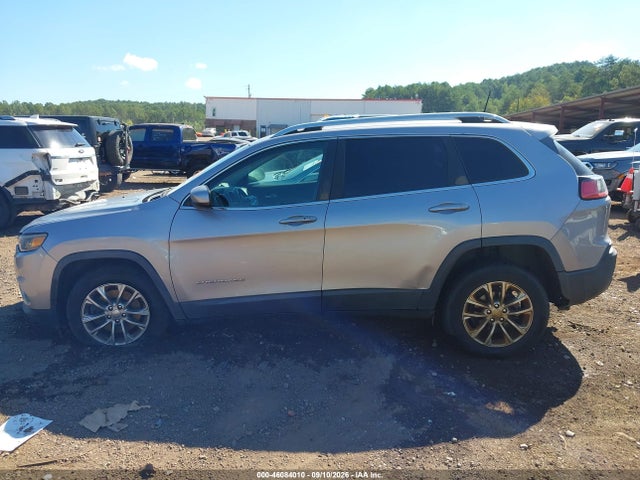 Продаж на аукціоні авто 2019 Jeep Cherokee Latitude Plus Fwd, vin: 1C4PJLLB0KD151331, номер лоту: 46084010