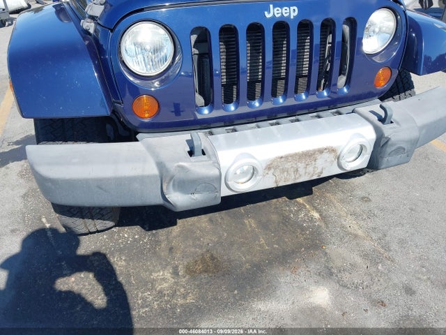 46084013 :رقم المزاد ، 1C4HJWEG3DL527026 vin ، 2013 Jeep Wrangler Unlimited Sahara مزاد بيع