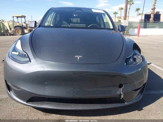 Tesla Model Y Performance Dual Motor All-wheel Drive 2023 7SAYGDEF2PF835129 Image 10