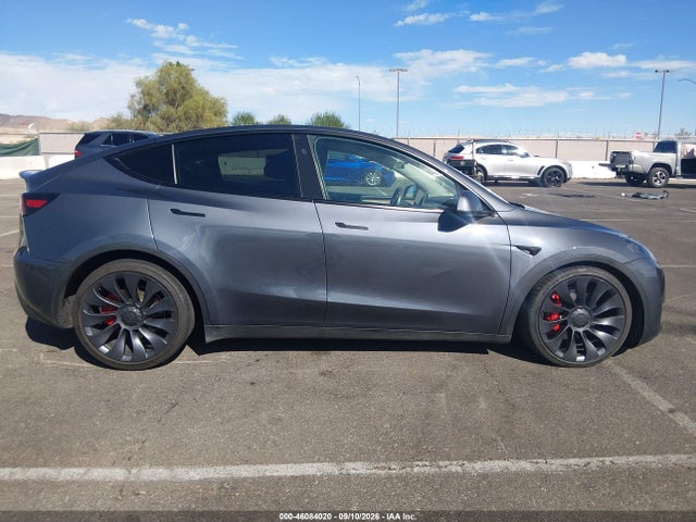 Tesla Model Y Performance Dual Motor All-wheel Drive 2023 7SAYGDEF2PF835129 Image 11