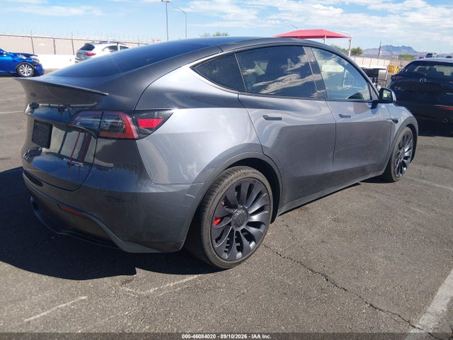 Tesla Model Y Performance Dual Motor All-wheel Drive 2023 7SAYGDEF2PF835129 Image 4