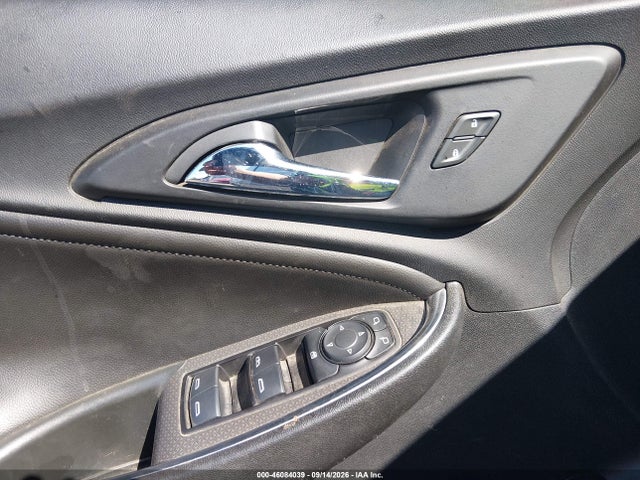 2019 Chevrolet Malibu Lt მანქანა იყიდება აუქციონზე, vin: 1G1ZD5ST2KF225898, აუქციონის ნომერი: 46084039