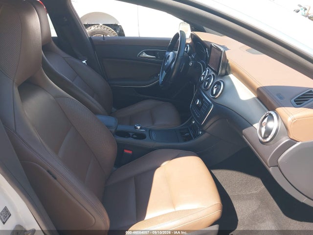 Mercedes-Benz CLA 250 2014 WDDSJ4EB2EN050812 Image 5