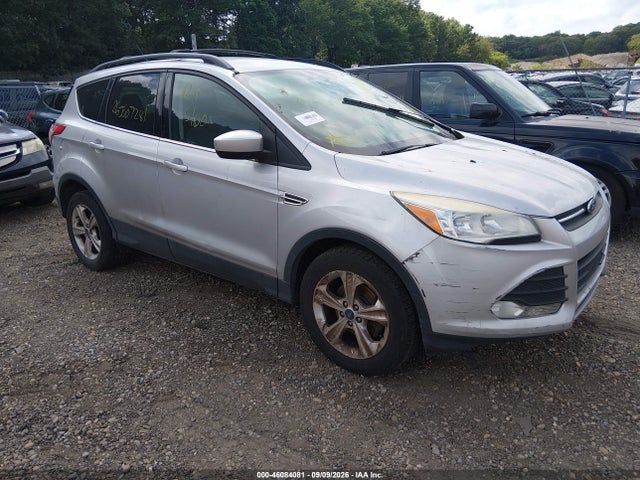 46084081 :رقم المزاد ، 1FMCU0GX5DUC66225 vin ، 2013 Ford Escape Se مزاد بيع