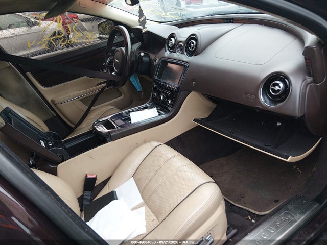 Продаж на аукціоні авто 2011 Jaguar Xj Xjl, vin: SAJWA2GB8BLV03854, номер лоту: 46084083
