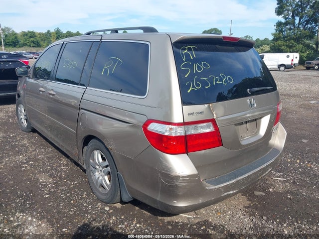 46084084 :رقم المزاد ، 5FNRL38675B060505 vin ، 2005 Honda Odyssey Ex-l مزاد بيع