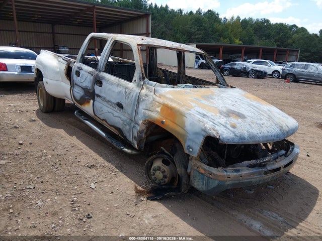 2002 Chevrolet Silverado 3500 Lt მანქანა იყიდება აუქციონზე, vin: 1GCJK33112F202088, აუქციონის ნომერი: 46084115
