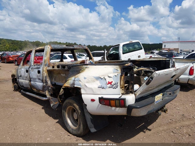 2002 Chevrolet Silverado 3500 Lt მანქანა იყიდება აუქციონზე, vin: 1GCJK33112F202088, აუქციონის ნომერი: 46084115