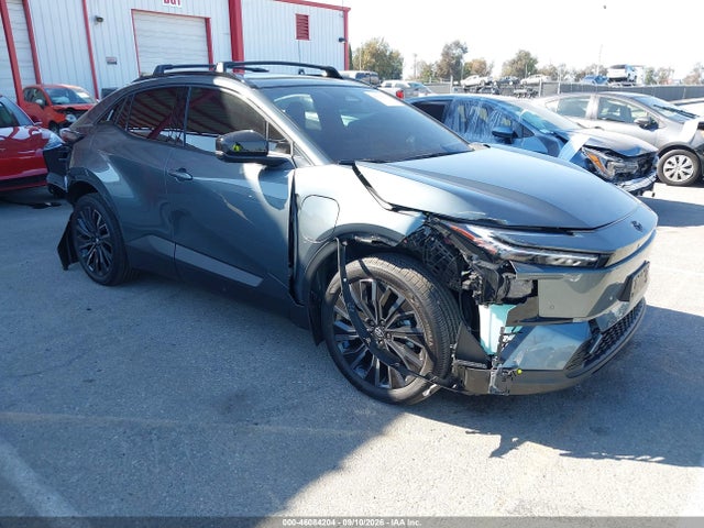 Продаж на аукціоні авто 2026 Toyota C-hr Xse, vin: JTMAAAAD1TJ009894, номер лоту: 46084204