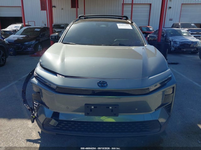 Продаж на аукціоні авто 2026 Toyota C-hr Xse, vin: JTMAAAAD1TJ009894, номер лоту: 46084204