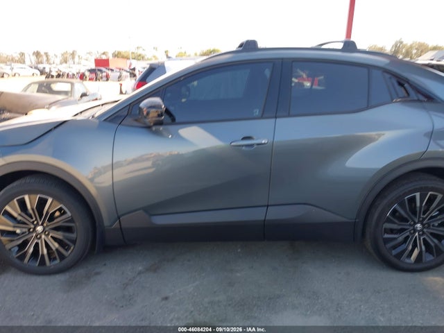 Продаж на аукціоні авто 2026 Toyota C-hr Xse, vin: JTMAAAAD1TJ009894, номер лоту: 46084204