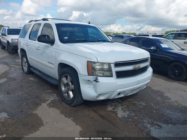 46084255 :رقم المزاد ، 1GNFC13007R262536 vin ، 2007 Chevrolet Tahoe Ltz مزاد بيع