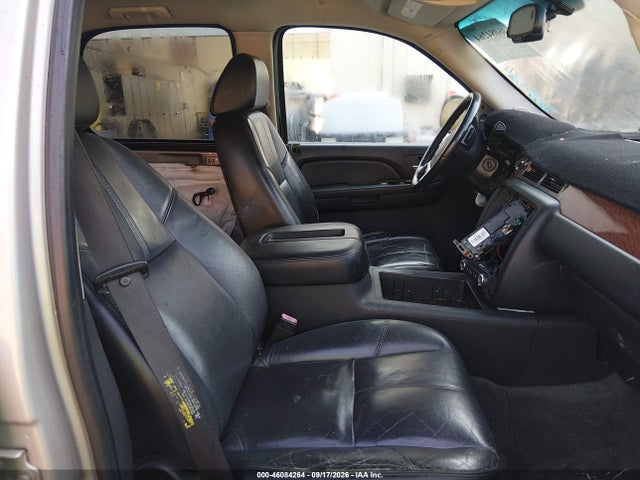 46084264 :رقم المزاد ، 1GKFC13J37R136323 vin ، 2007 Gmc Yukon Slt مزاد بيع