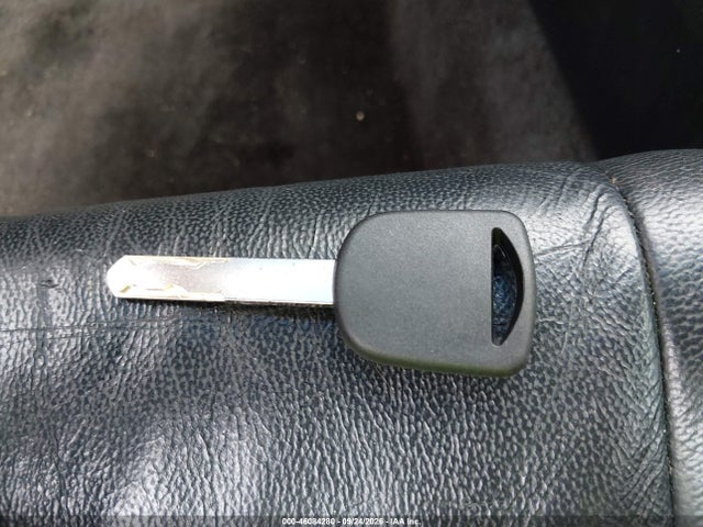 46084280 :رقم المزاد ، 1HGCS2B81BA006104 vin ، 2011 Honda Accord 3.5 Ex-l مزاد بيع