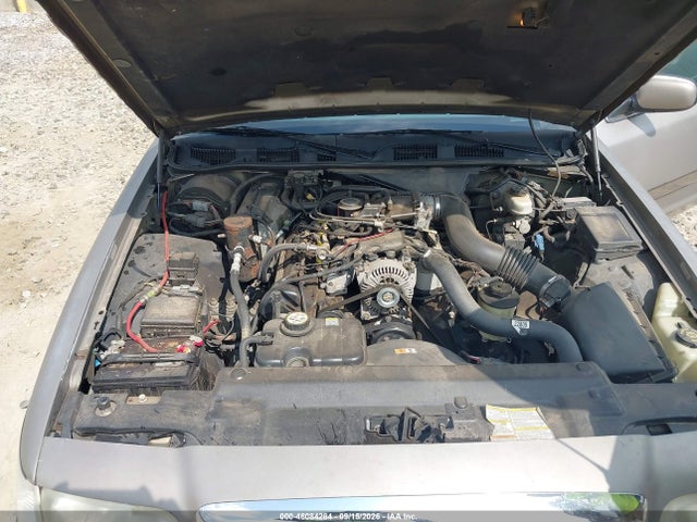 Aukcja sprzedaży 2001 Ford Crown Victoria, vin: 2FAFP73W41X179361, numer aukcji: 46084284
