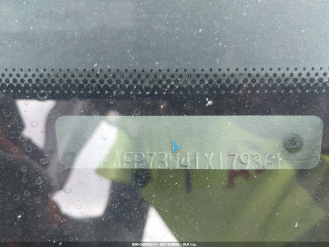 Aukcja sprzedaży 2001 Ford Crown Victoria, vin: 2FAFP73W41X179361, numer aukcji: 46084284
