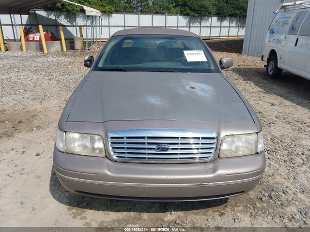 Aukcja sprzedaży 2001 Ford Crown Victoria, vin: 2FAFP73W41X179361, numer aukcji: 46084284