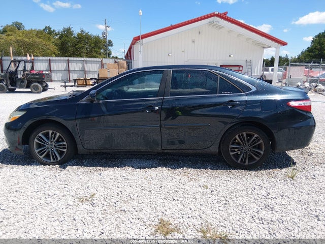 2015 Toyota Camry Se მანქანა იყიდება აუქციონზე, vin: 4T1BF1FK9FU884975, აუქციონის ნომერი: 46084285