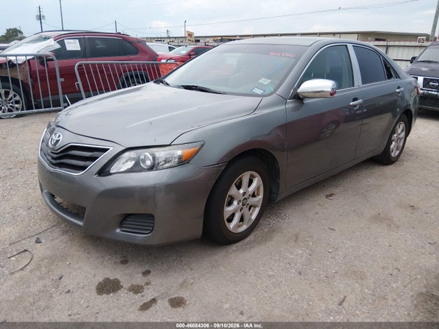 2011 Toyota Camry Le მანქანა იყიდება აუქციონზე, vin: 4T1BF3EK1BU208172, აუქციონის ნომერი: 46084306