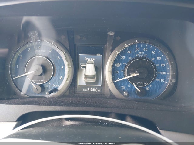 5TDYK3DC2GS739266 Toyota Sienna Xle 8 Passenger