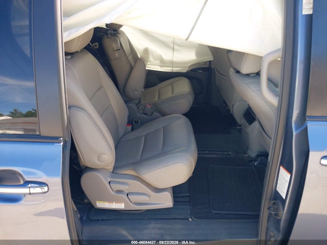 5TDYK3DC2GS739266 Toyota Sienna Xle 8 Passenger