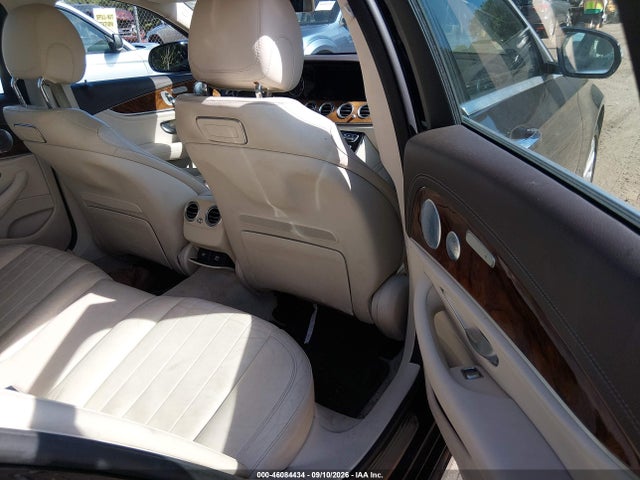 Продаж на аукціоні авто 2018 Mercedes-benz E 300 4matic, vin: WDDZF4KB0JA306872, номер лоту: 46084434
