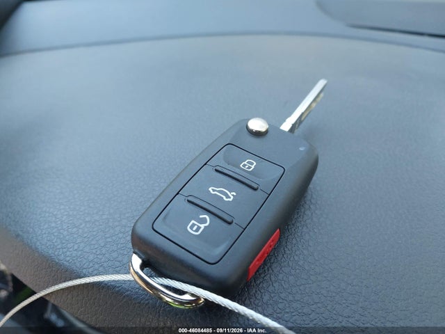 Продажа на аукционе авто 2016 Volkswagen Jetta 1.8t Sport, vin: 3VWD17AJXGM298298, номер лота: 46084485