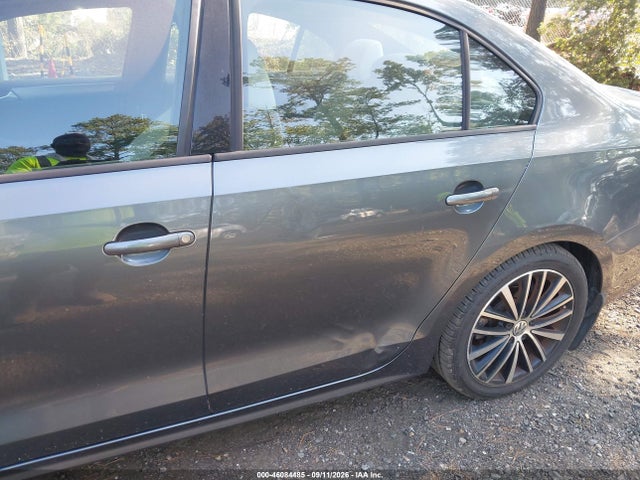 Продажа на аукционе авто 2016 Volkswagen Jetta 1.8t Sport, vin: 3VWD17AJXGM298298, номер лота: 46084485