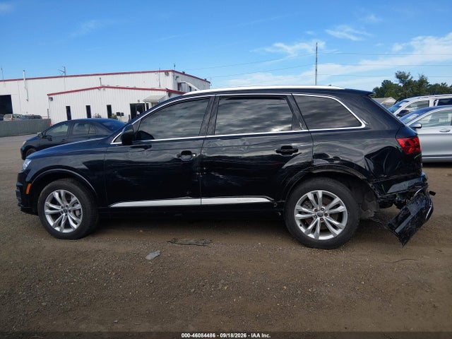 2017 Audi Q7 2.0t Premium მანქანა იყიდება აუქციონზე, vin: WA1AHAF77HD042431, აუქციონის ნომერი: 46084486
