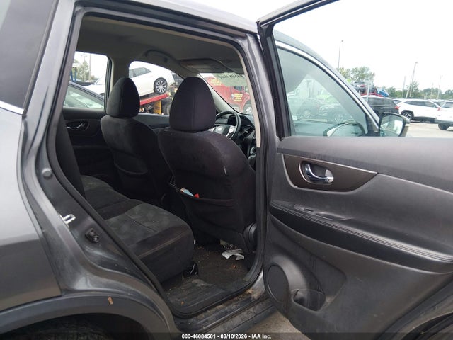 2015 Nissan Rogue S მანქანა იყიდება აუქციონზე, vin: 5N1AT2MT6FC771528, აუქციონის ნომერი: 46084501