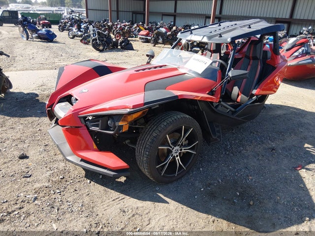 46084554 :رقم المزاد ، 57XAAPFA5F5103959 vin ، 2015 Polaris Slingshot مزاد بيع