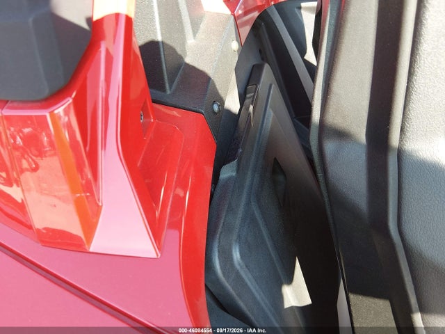 46084554 :رقم المزاد ، 57XAAPFA5F5103959 vin ، 2015 Polaris Slingshot مزاد بيع