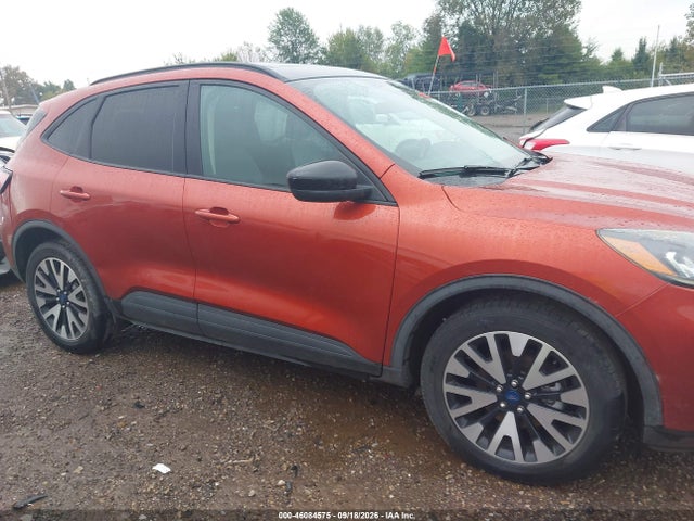 Продаж на аукціоні авто 2020 Ford Escape Se Sport Hybrid, vin: 1FMCU9BZ0LUA60127, номер лоту: 46084575