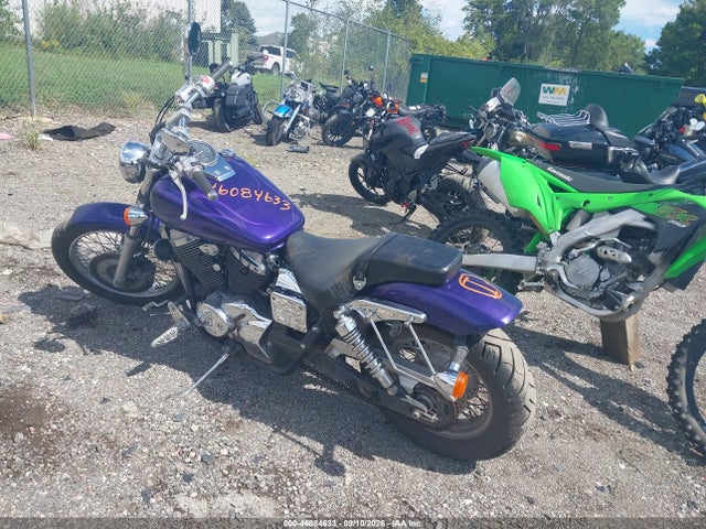 2003 Honda Vt750 Dcb მანქანა იყიდება აუქციონზე, vin: JH2RC445X3M705713, აუქციონის ნომერი: 46084633