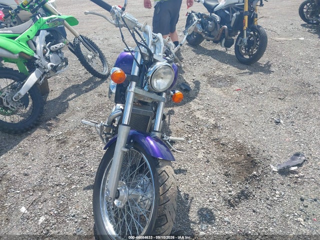2003 Honda Vt750 Dcb მანქანა იყიდება აუქციონზე, vin: JH2RC445X3M705713, აუქციონის ნომერი: 46084633