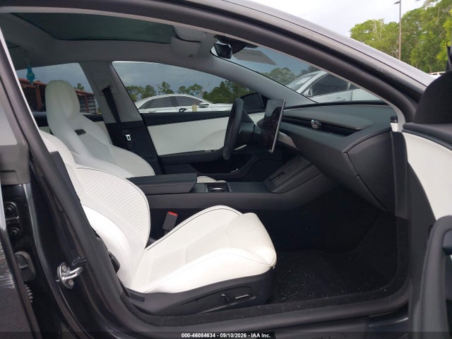 Tesla Model 3 Performance All-wheel Drive 2026 5YJ3E1ETXTF140778 Image 5