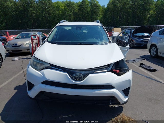 46084759 :رقم المزاد ، 2T3ZFREV0JW495148 vin ، 2018 Toyota Rav4 Le مزاد بيع