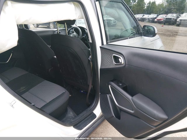 Продажа на аукционе авто 2021 Kia Soul Lx, vin: KNDJ23AU0M7797476, номер лота: 46084762