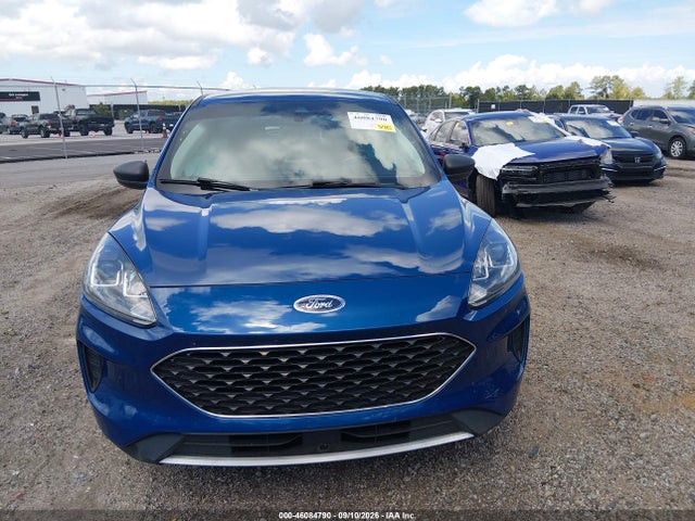 Продажа на аукционе авто 2022 Ford Escape Se, vin: 1FMCU0G65NUC04834, номер лота: 46084790