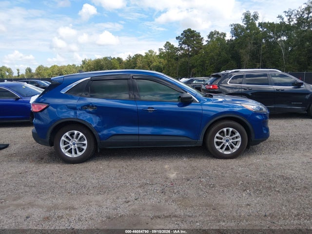 Продажа на аукционе авто 2022 Ford Escape Se, vin: 1FMCU0G65NUC04834, номер лота: 46084790