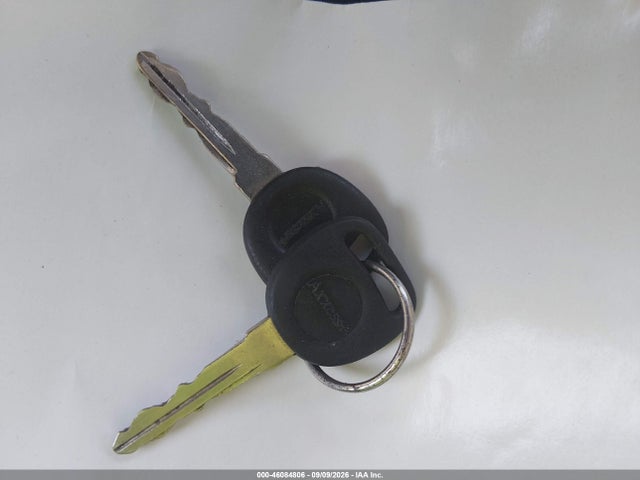 46084806 :رقم المزاد ، 1GBJG31R6Y1175703 vin ، 2000 Chevrolet Express Comm Cutaway مزاد بيع